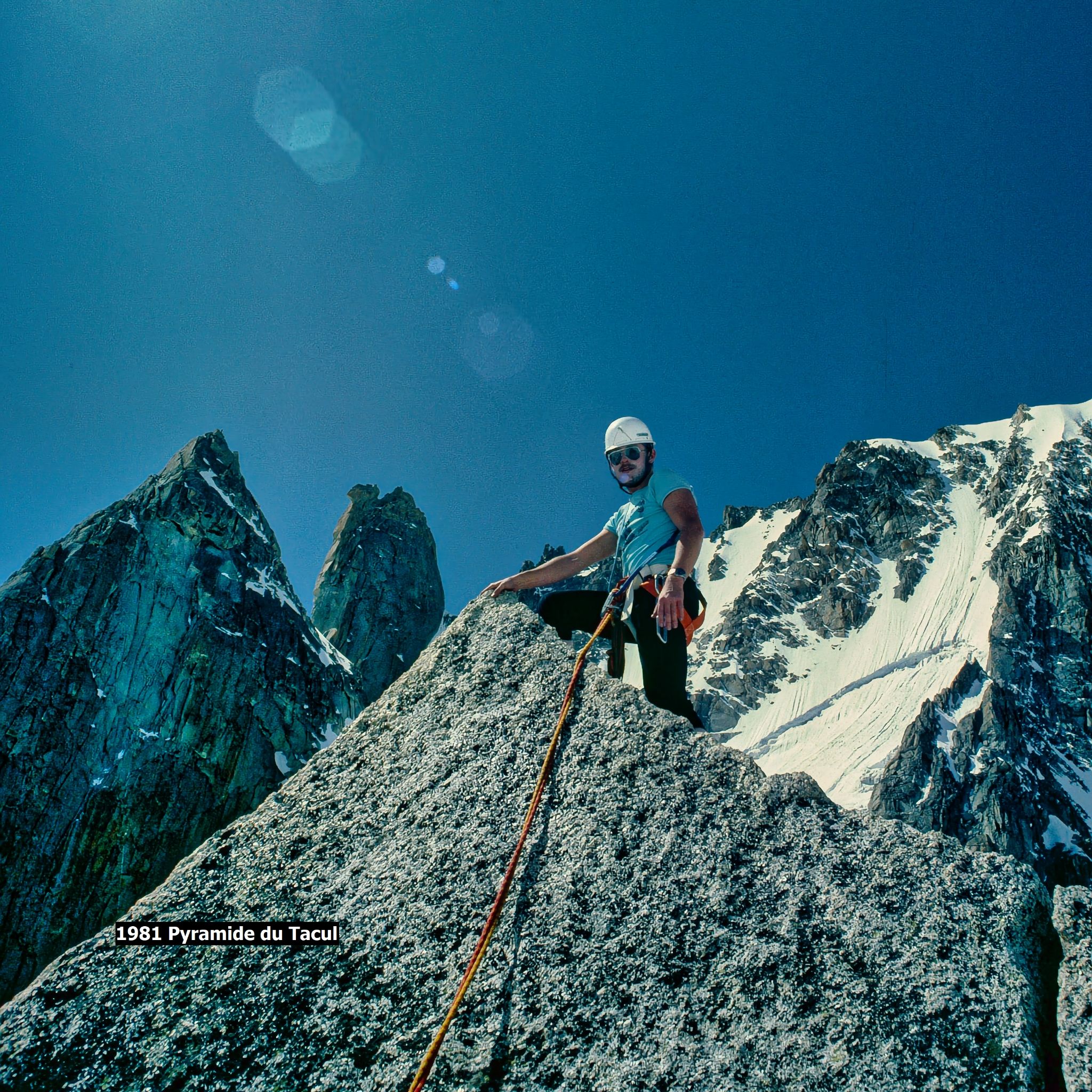 Pyramide tacul 9 1981