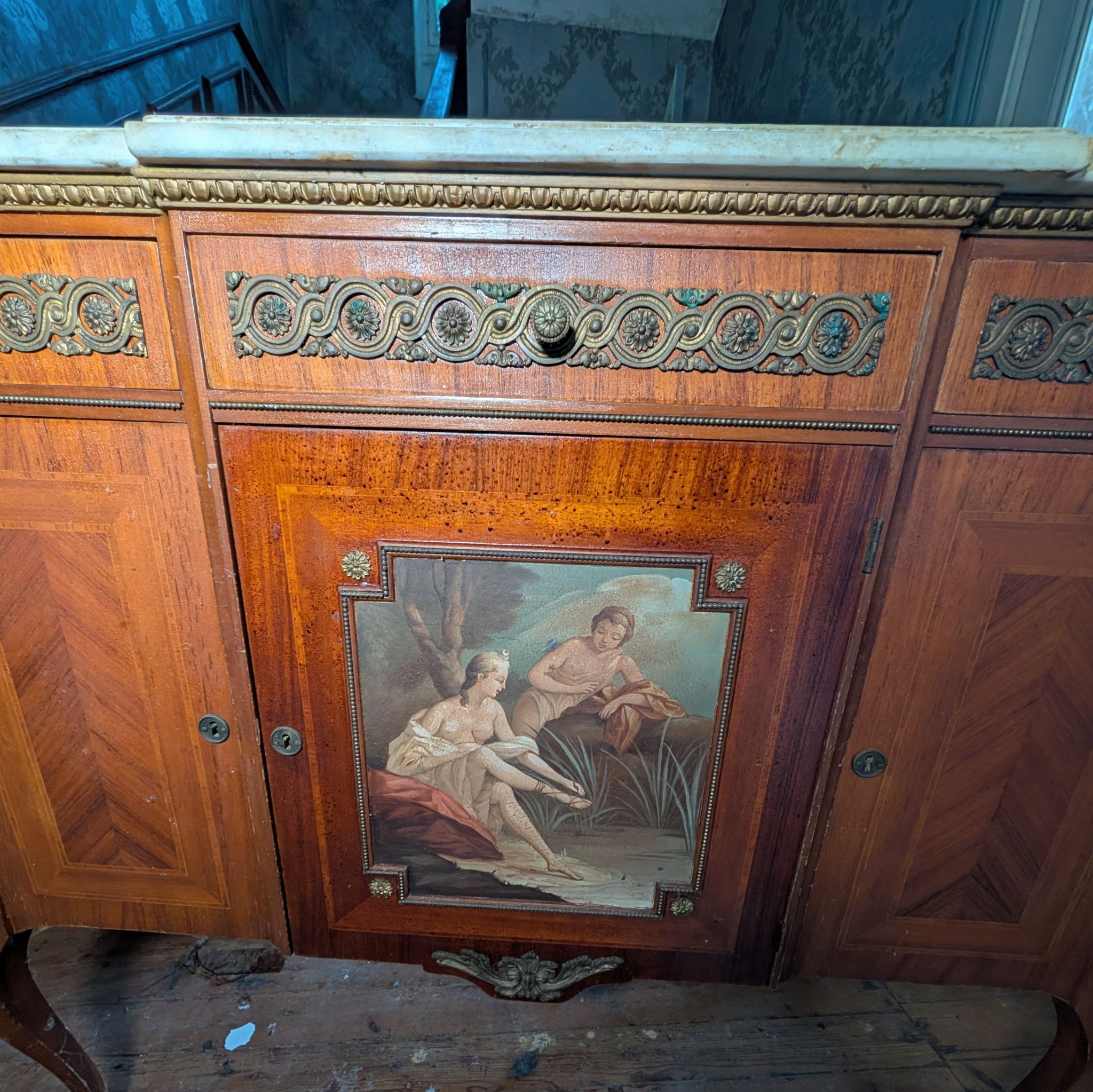 PXL 20251228 130052553