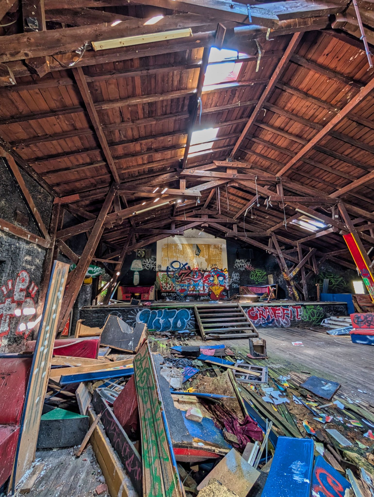 PXL 20250319 121751220