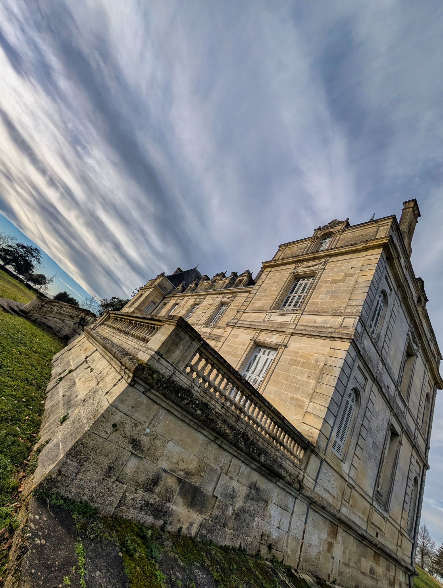 PXL 20250119 142610251