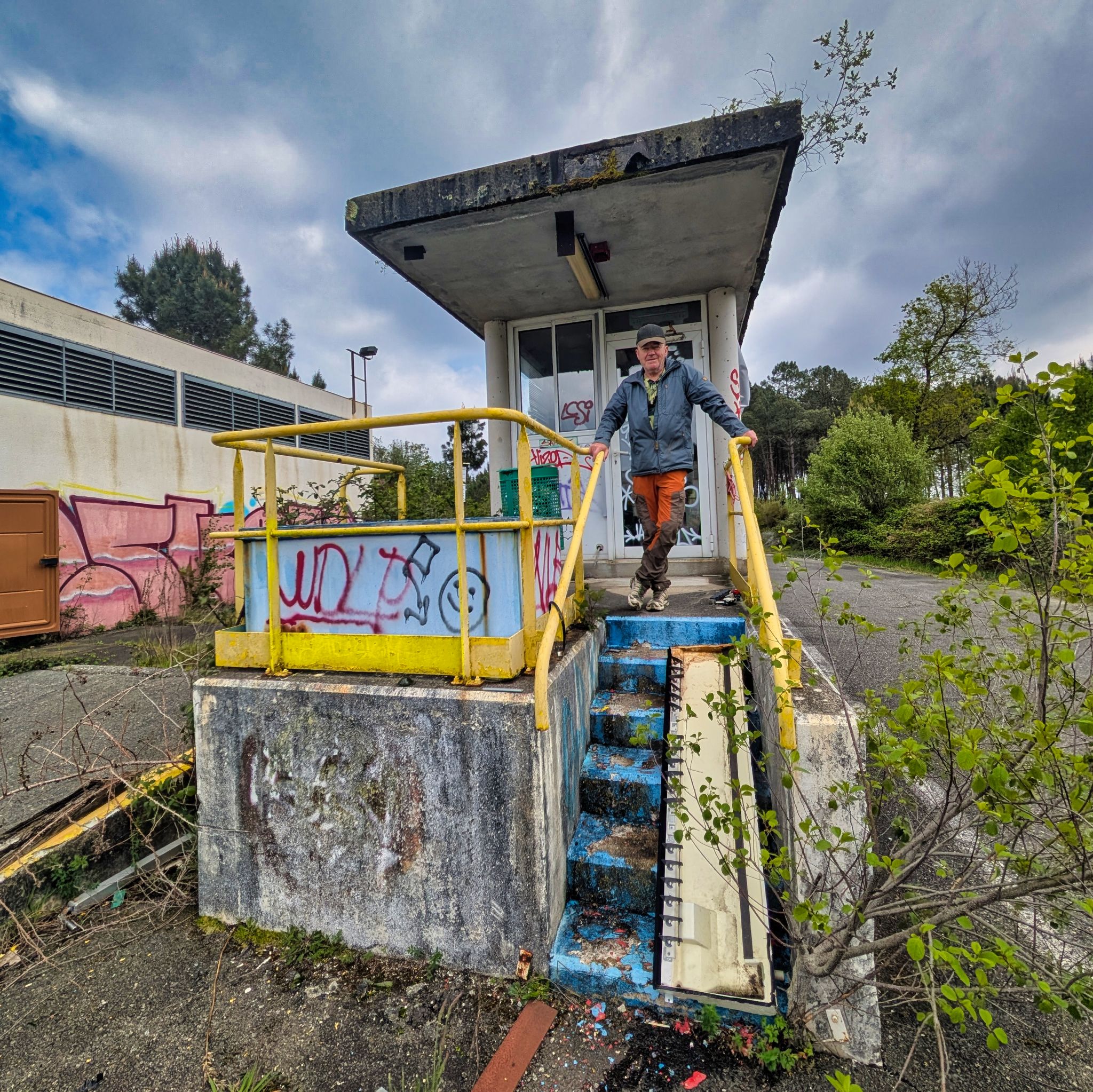 PXL 20250427 121842381.MP