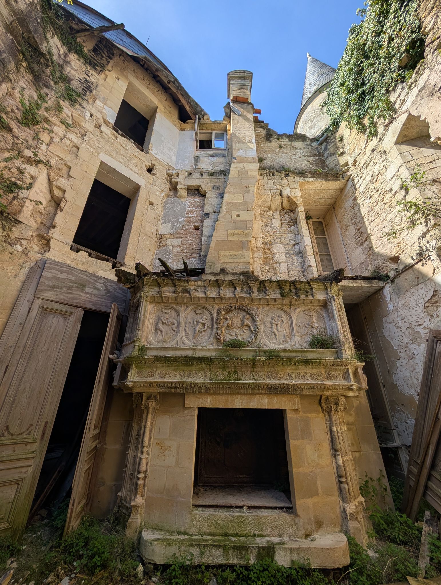 PXL 20260405 121005372